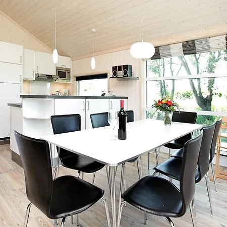 Nordic Retreat With Sauna & Wifi بيت للعطل Großenbrode