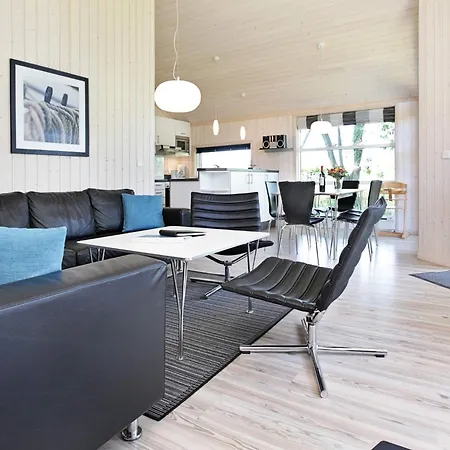Nordic Retreat With Sauna & Wifi *