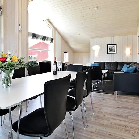 Nordic Retreat With Sauna & Wifi Prázdninový dům *