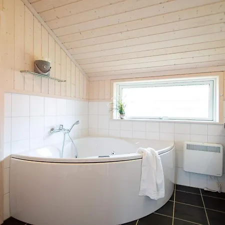 Nordic Retreat With Sauna & Wifi * Großenbrode